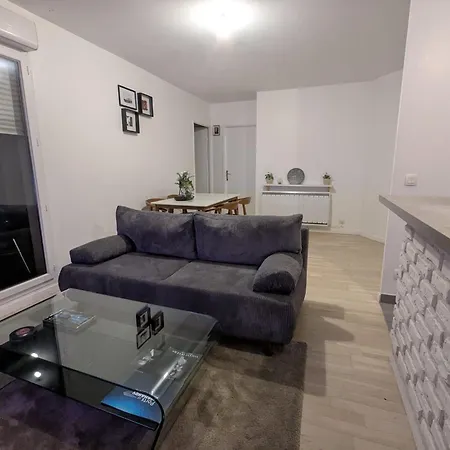 Apartman Moderne Proche Paris